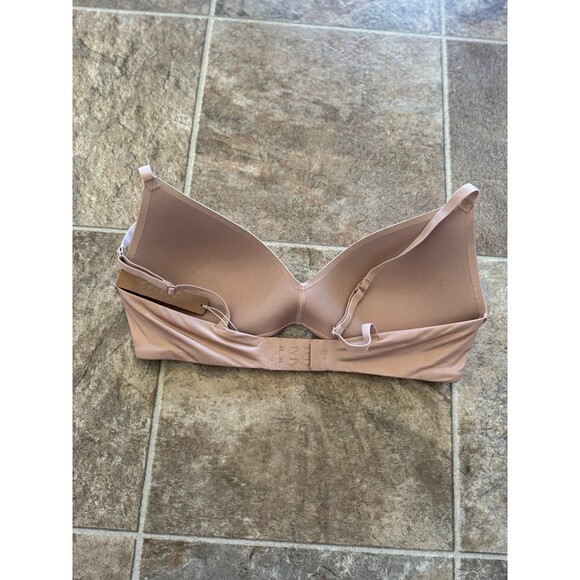 Skims Wireless Form Push-up Bra Clay Size 36C - Picture 5 of 7